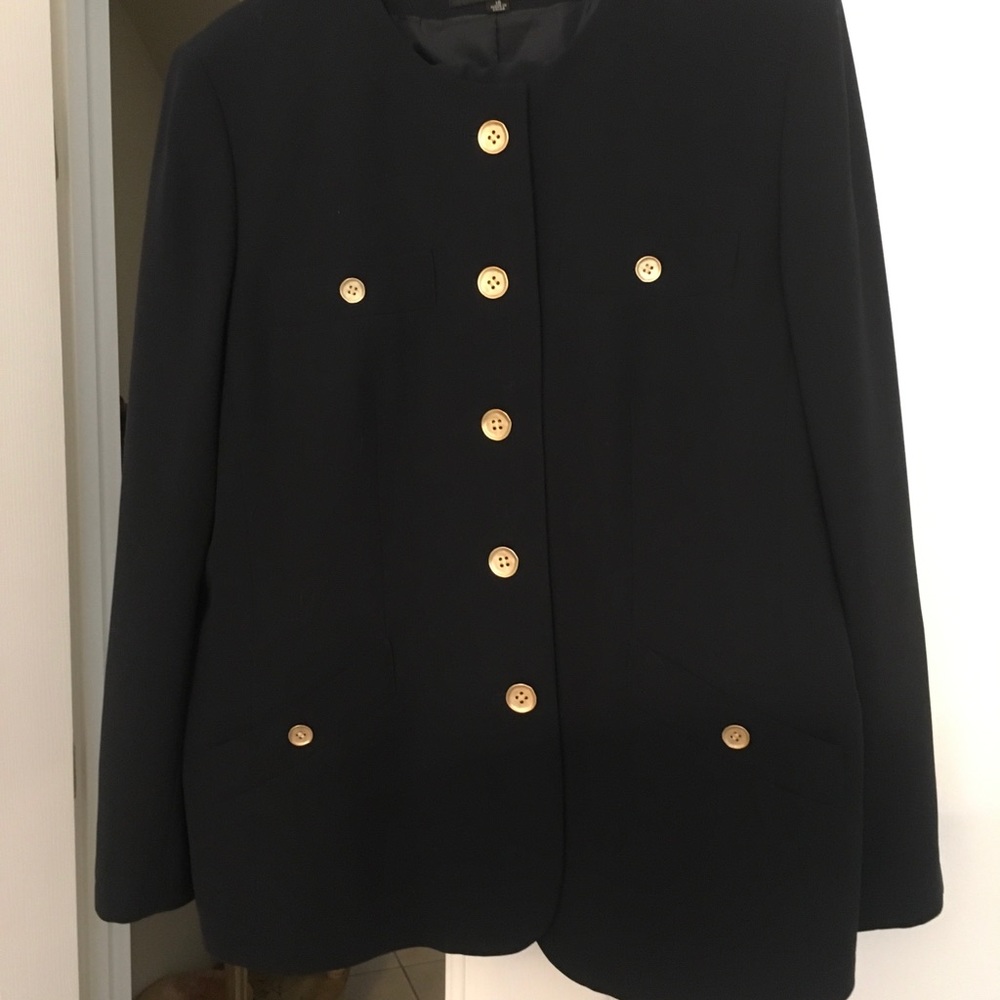 Jasper women’s navy blue pant suits